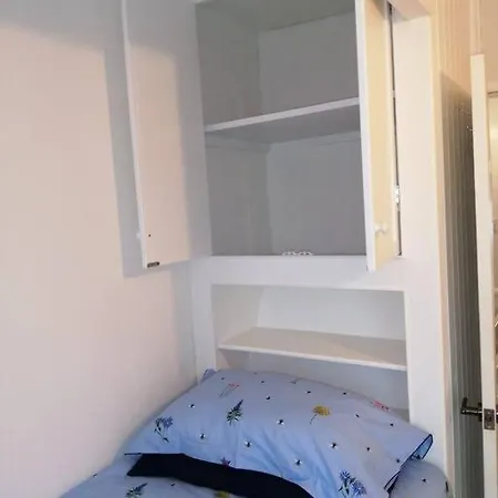 2 Bed With Full Use Of Site Facilities Holiday home Newquay (Cornwall)